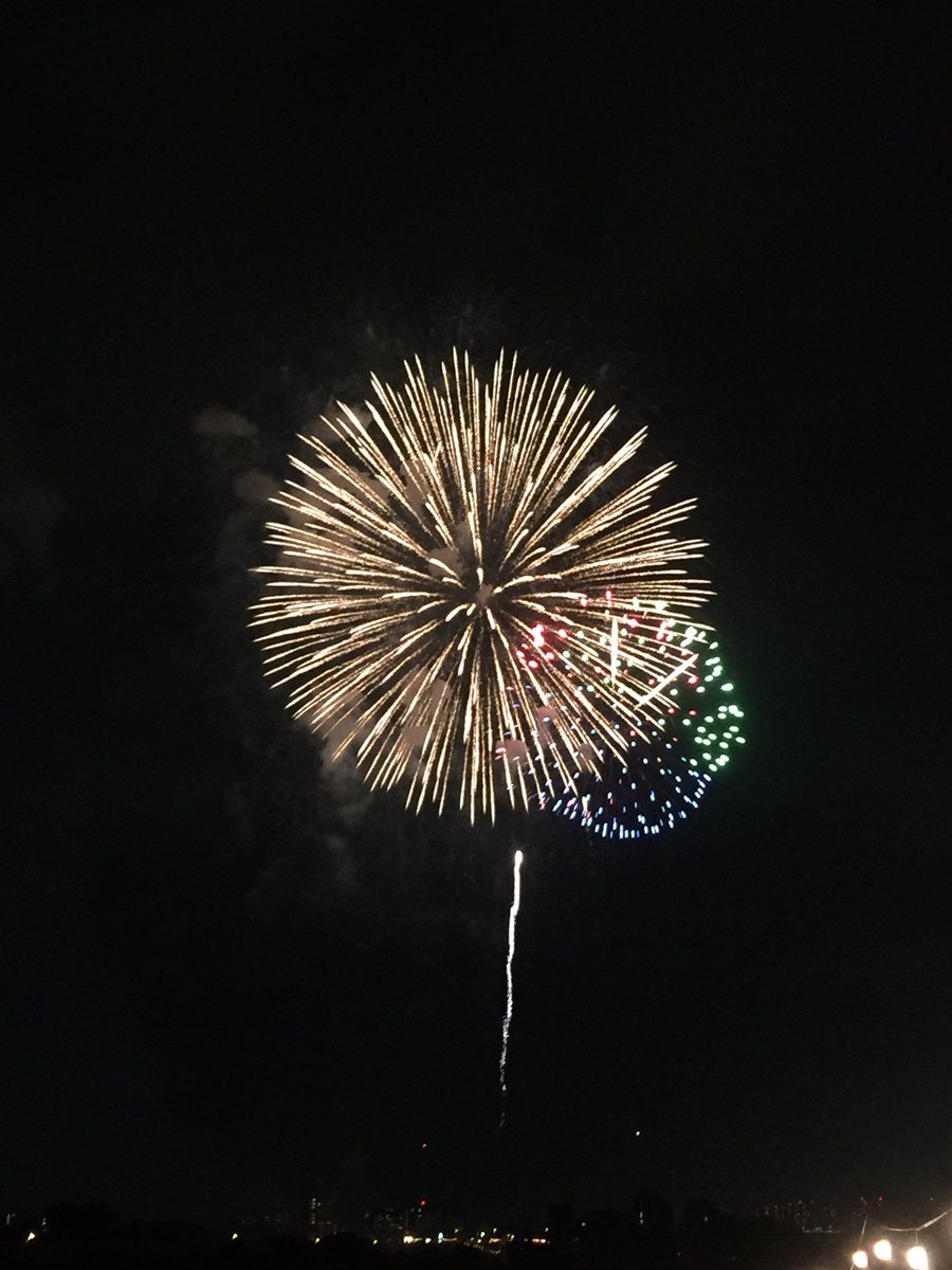 hinatanryousuke's tweet photo. この前花火見てきた～✺⋆* https://t.co/XHraRlgib8