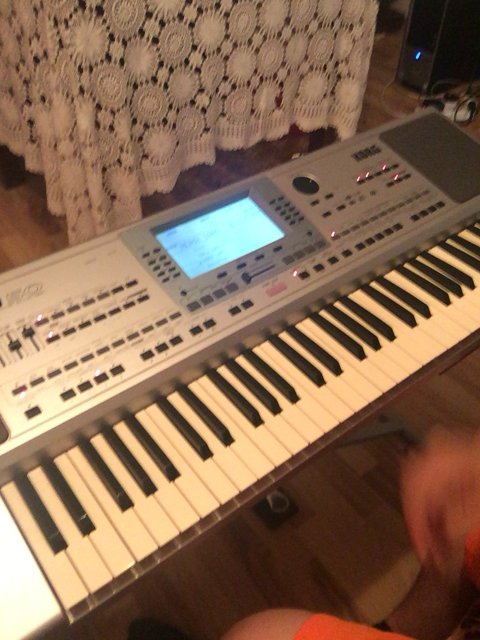 samikorg's tweet image. Sunt LIVE acum cu #streamago strmg.tv/1dyoC