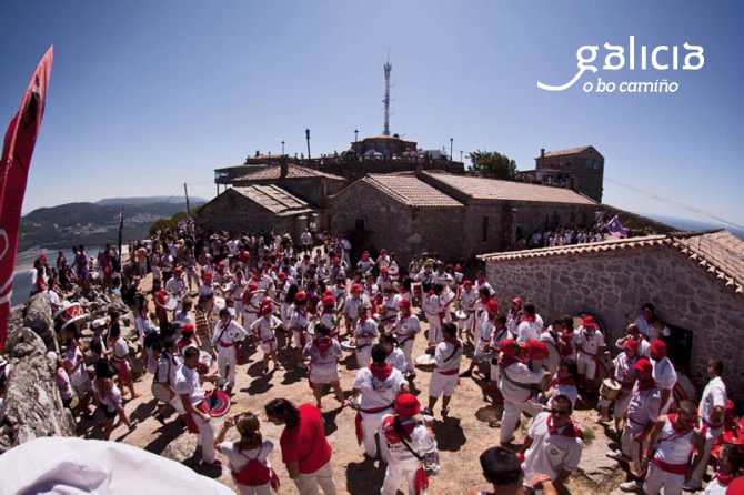 Turgalicia's tweet photo. Hoxe empezan as Festas do Monte na #Guarda. Non as perdas! https://t.co/5acToBsd5U #QueroFestas #QueroGalicia https://t.co/i6rFz7VUos