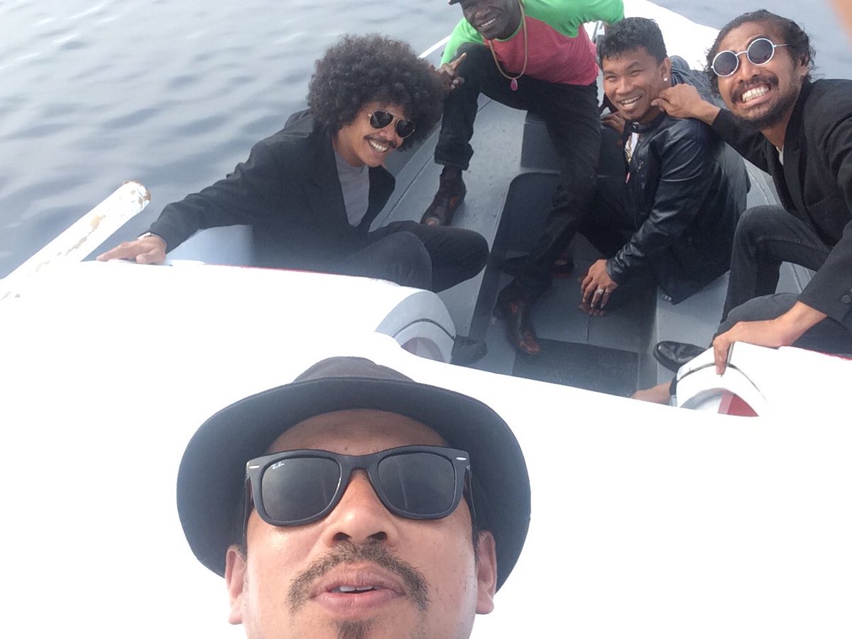 julkun's tweet photo. Tomy n jery de movie @bunaken https://t.co/J11LRuPfAO