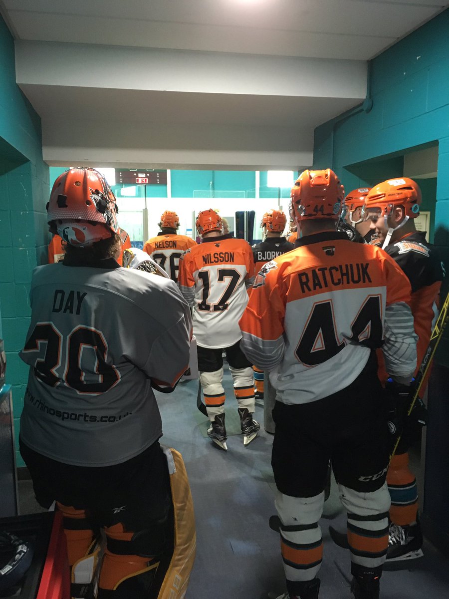 MaxHolland18's tweet photo. Pre-season well underway at Sheffield Steelers. Proudly fuelled by Myprotein again this season! Boys ripped in 🏒🏒🏒 https://t.co/IUDed61Rkn