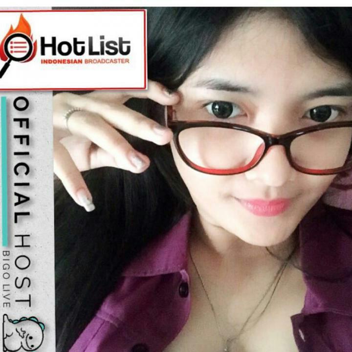 hernotss's tweet photo. Invite you to join e.D™ FIRDA HABSY's streaming on #BIGOLIVE. Join now! https://t.co/yOGYcSkt64 https://t.co/pzpCHJyt1p
