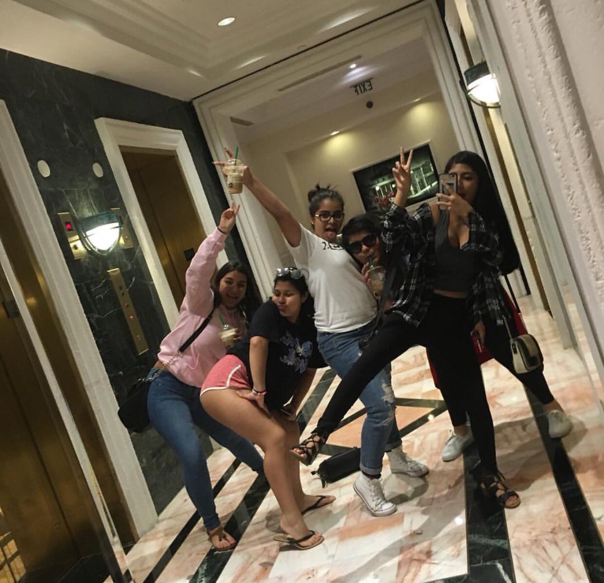 okayitsaly's tweet photo. i miss my girls so much 

{ @okokteags } https://t.co/88Rlo2Rj0e