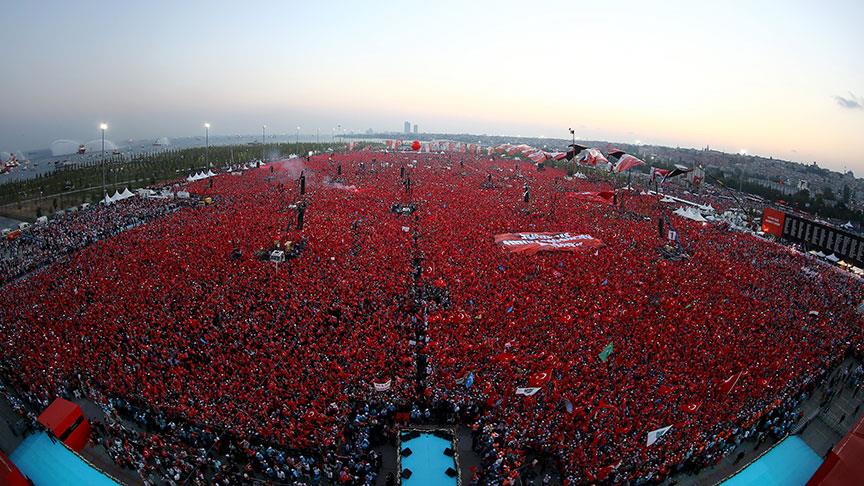 Vɑtɑn sevgisi imɑndɑn gelir. -Hz. Muhɑmmed (SAV)