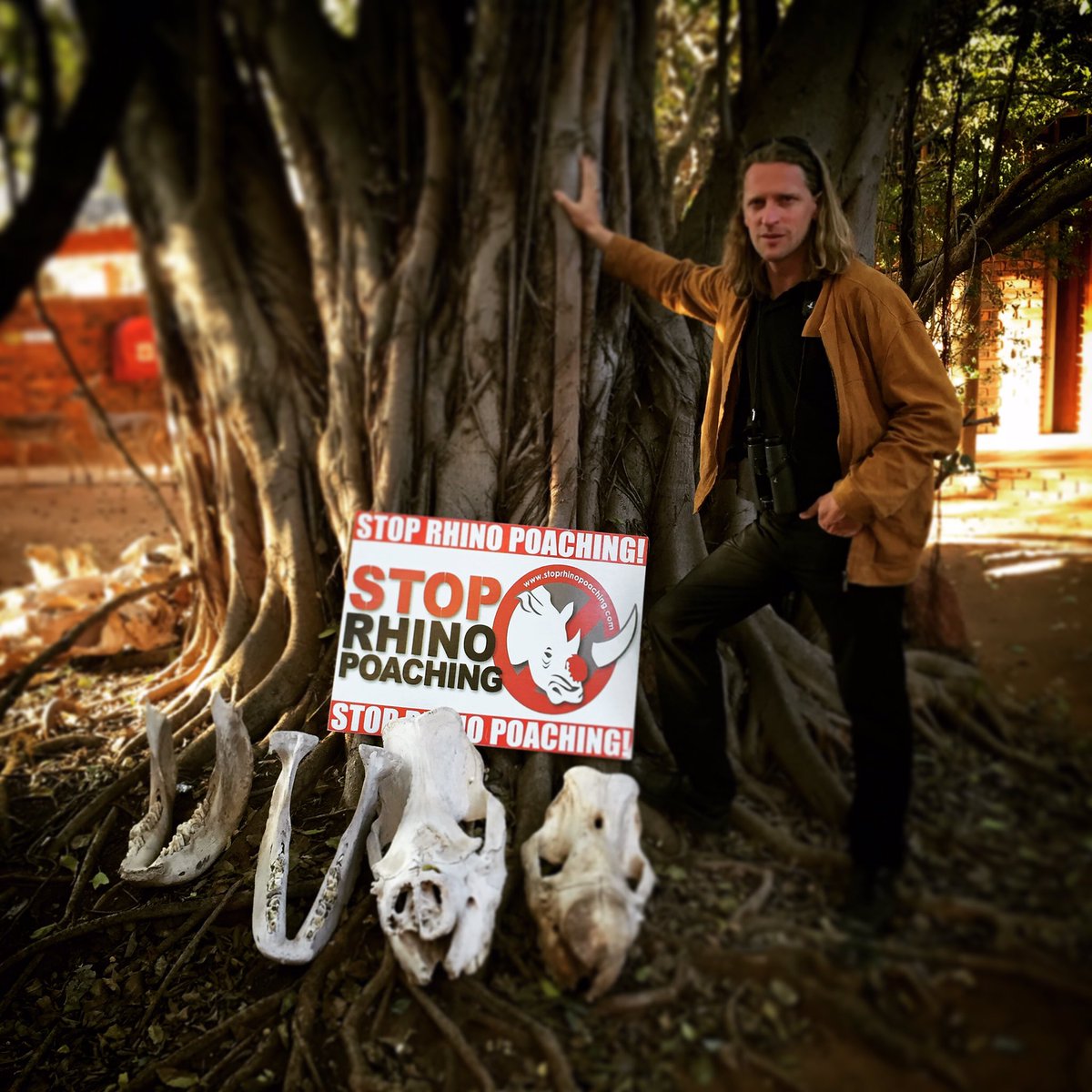 BalloonRhino's tweet photo. #stoptherhinopop #POPpoaching https://t.co/oC4QTLIHfg