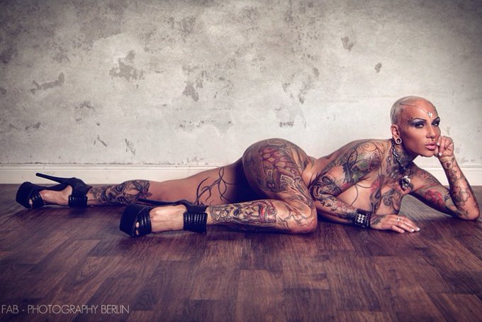 W&uuml;nsche euch allen einen sch&ouml;nen Wochenstart!  Kiss Kitty https://t.co/3DVmMTGHRo<a href="/tag/apclips"class="tags"><span>#apclips</span></a><a href="/tag/aplove"class="tags"><span>#aplove</span></a>