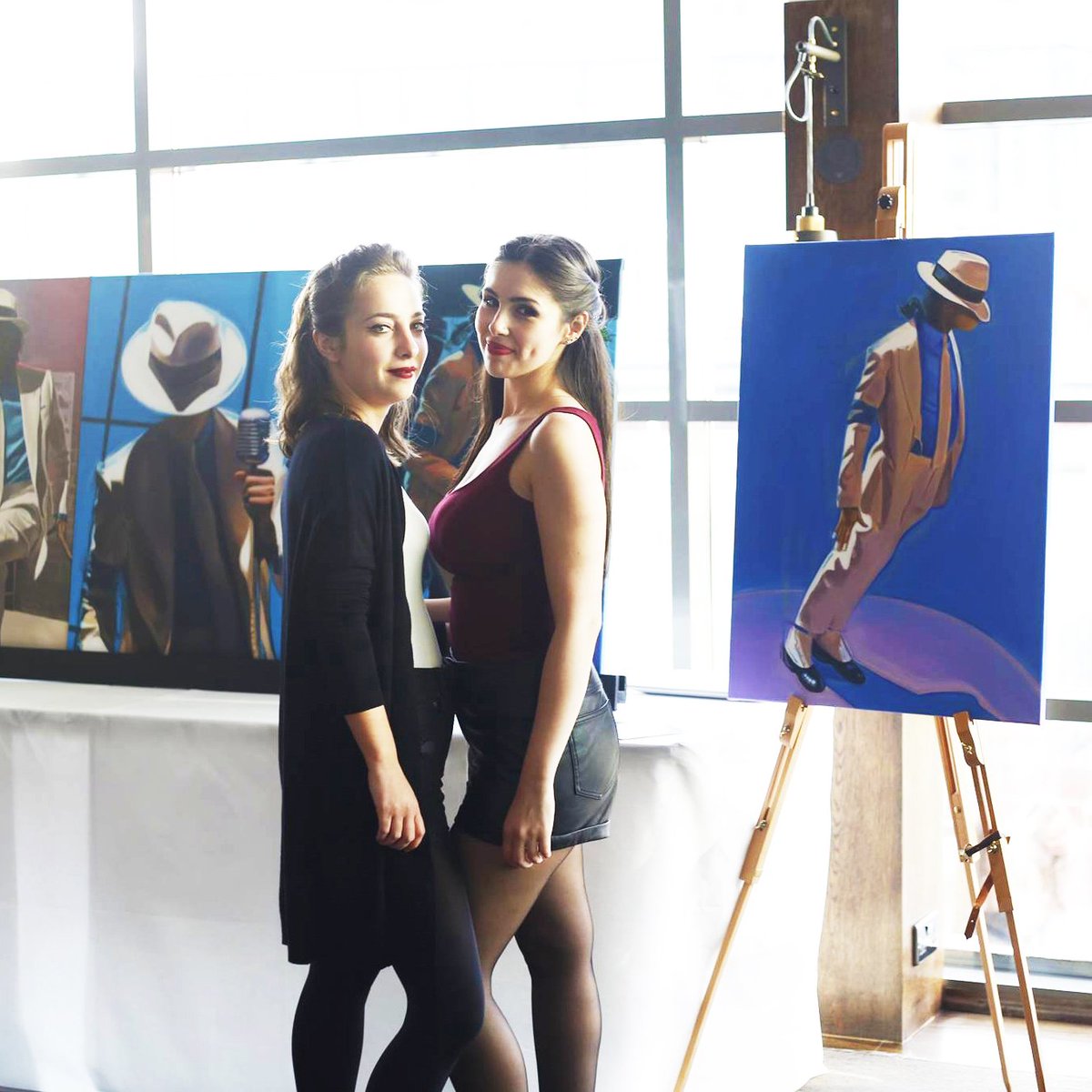 DanielBrooksArt's tweet photo. WAU Roof Terrace Party #artexhibition #eightmembersclub #danielbrooksart https://t.co/PfnKA53JXD
