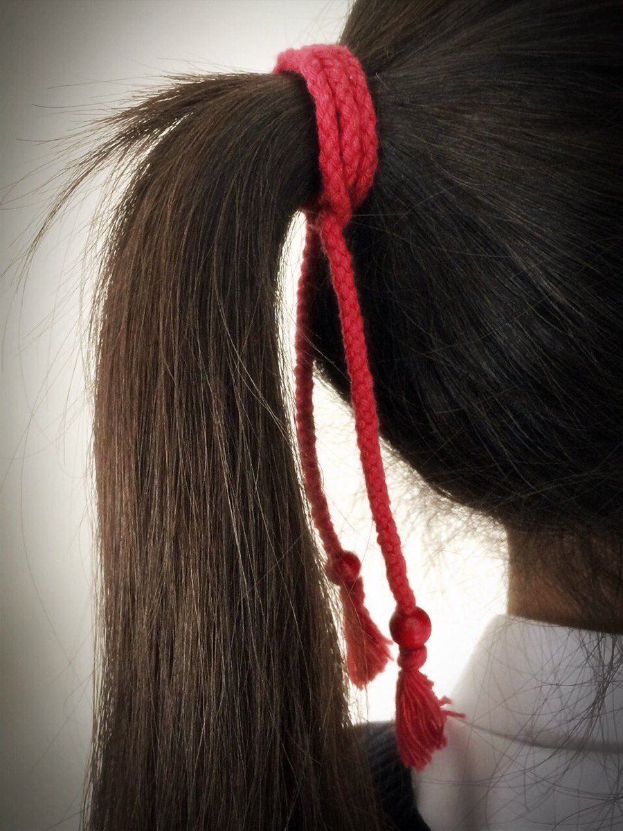 れんそ 神田の髪紐 気にいる紐が売ってなかったから結局自分で編みました 笑 Dグレ手芸部 T Co B1lftljml3 Twitter