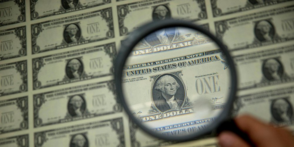 business's tweet image. A big dollar crunch is brewing in the markets bloom.bg/2aURVHL