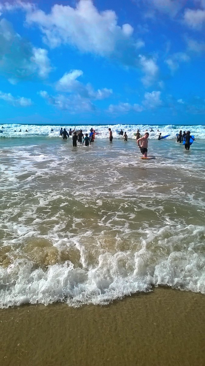 Jo On Twitter Tolcarne Beach Newquay Turquoise White Surf And