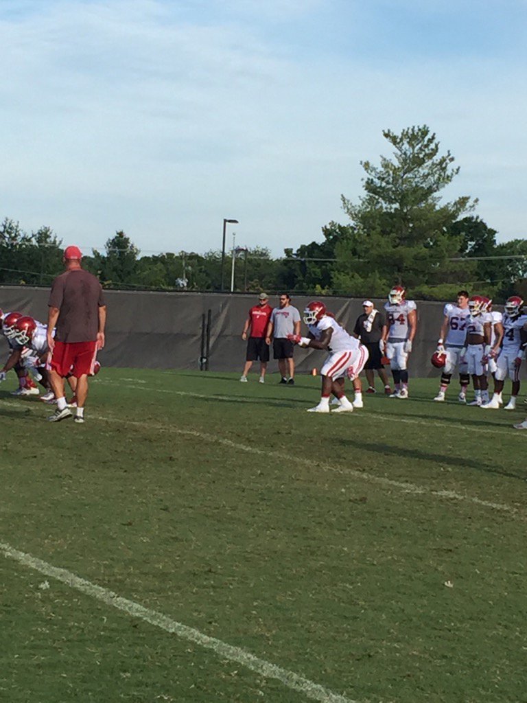 CpVrUz1WAAAMMlx.jpg:large