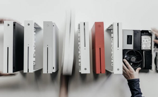 ADSKSimulation's tweet image. #Design critics are hailing the new #InjectionMolded look of the @Microsoft #XBox One S
bit.ly/2b7oB5h