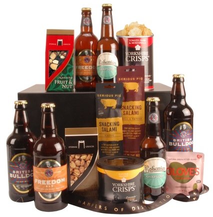 SpicersofHythe's tweet photo. Enjoy the #summer sunshine with our refreshing #BeerHamper, full of 13 goodies! https://t.co/51lMn2FjQe https://t.co/o1eqGJ0kmk