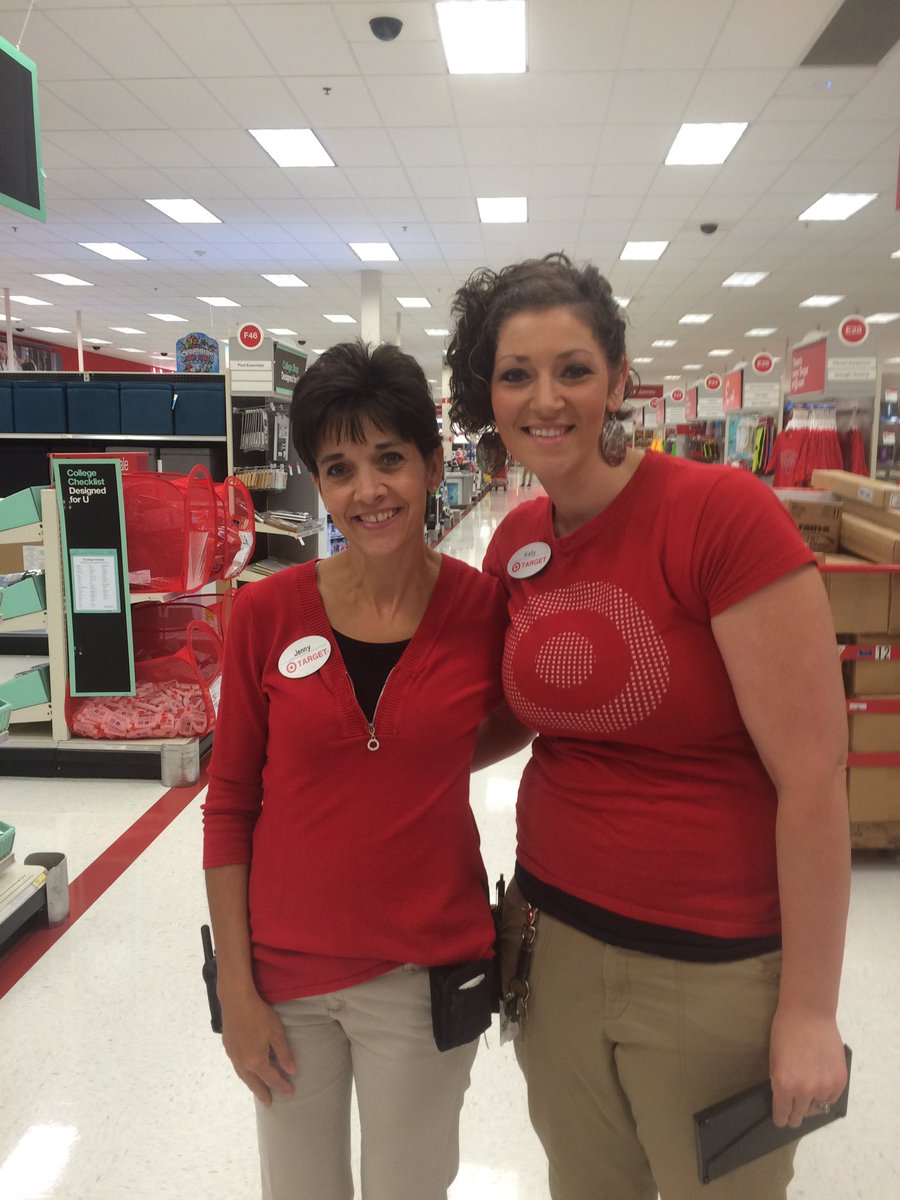 cbozzly's tweet photo. Our July You Award winner is Kelly! Thank you for giving consistent results and leading a great team! 👍🏻 https://t.co/sDf0seDU2R