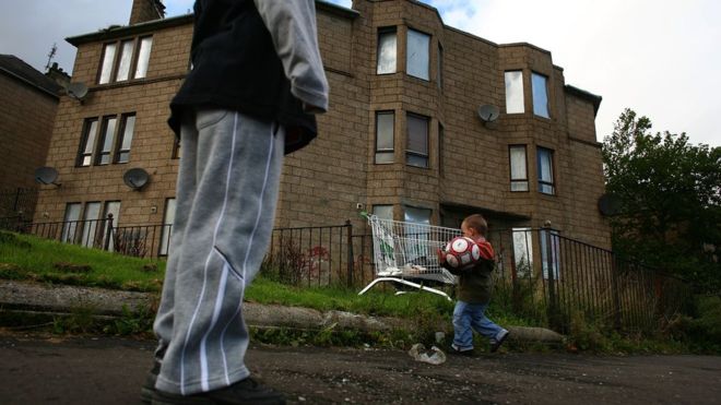 Scottish government vision to end child poverty revealed
bbc.in/2aLBeRq