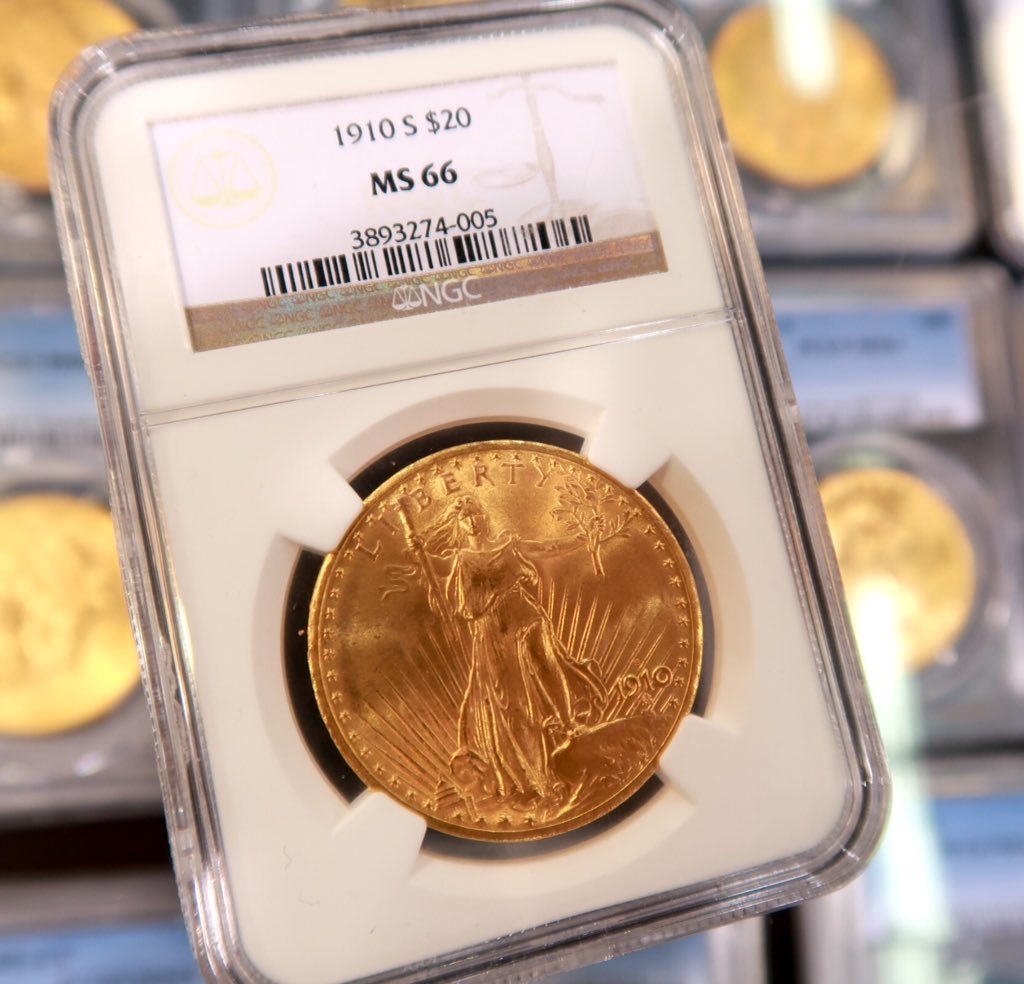 CoinStacker's tweet image. Check out some fresh coins table 820 #WFM2016 #WorldsFairofMoney #PCGS #NGC #coinstacker
