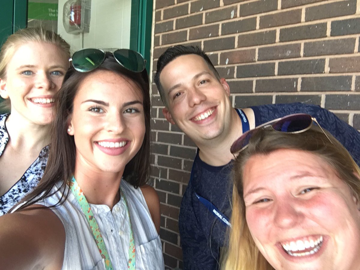 MsEdwardsR's tweet photo. #hawkhunt https://t.co/ijEKzUtghT