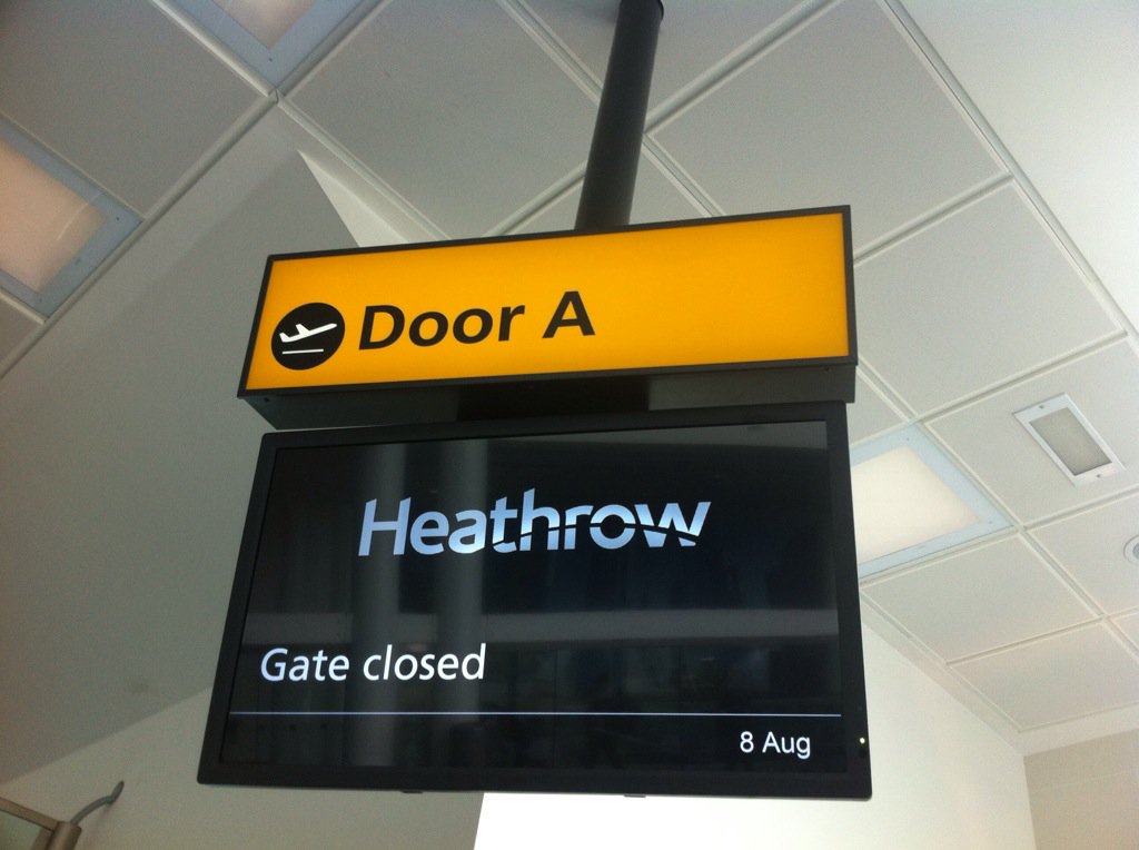 silvershook's tweet image. Long delayed #Delta flight out of #Heathrow almost goes but cancelled when flight crew will max out in 10 hr route.