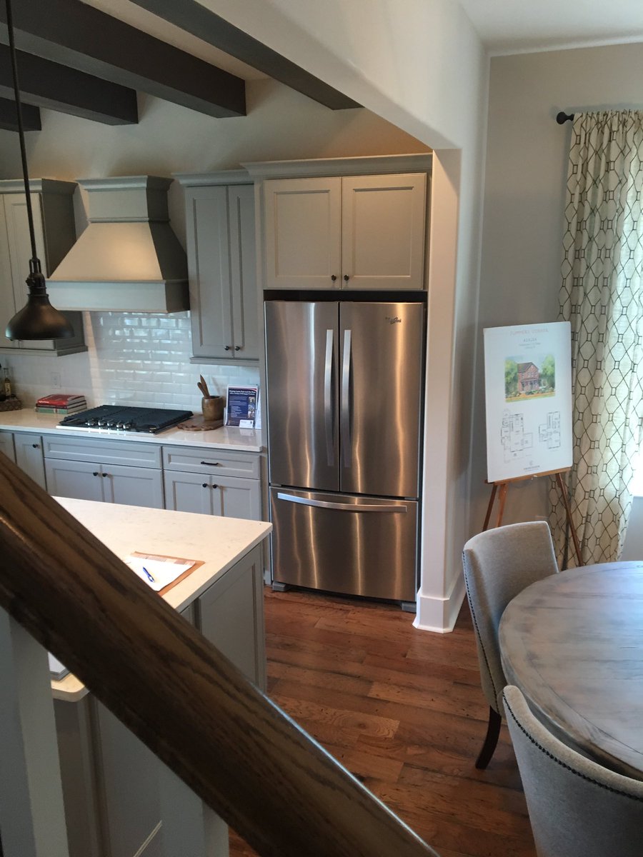oliviagsc's tweet photo. The #Azalea Kitchen by #FrontDoorCommunities in #SummersCornerSC #Summerville #CharlestonSC #OliviaSappRealEstate https://t.co/3ES1FioVDd
