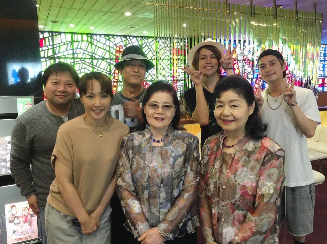 濱田めぐみ Auf Twitter 王家の紋章 原作者の 細川智栄子先生と 芙 みん先生 初日のパーティにて エネルギーに満ち溢れていて 本当に可愛らしい素敵なお二人です 一緒にお写真撮らせて頂けるなんて 奇跡です 毎回の舞台 濱田めぐみ Auf Twitter 王家の紋章 原作者の 細川智栄子先生と 芙 みん先生 初日のパーティにて エネルギーに満ち溢れていて 本当に可愛らしい素敵なお二人です 一緒にお写真撮らせて頂けるなんて 奇跡です 毎回の舞台
