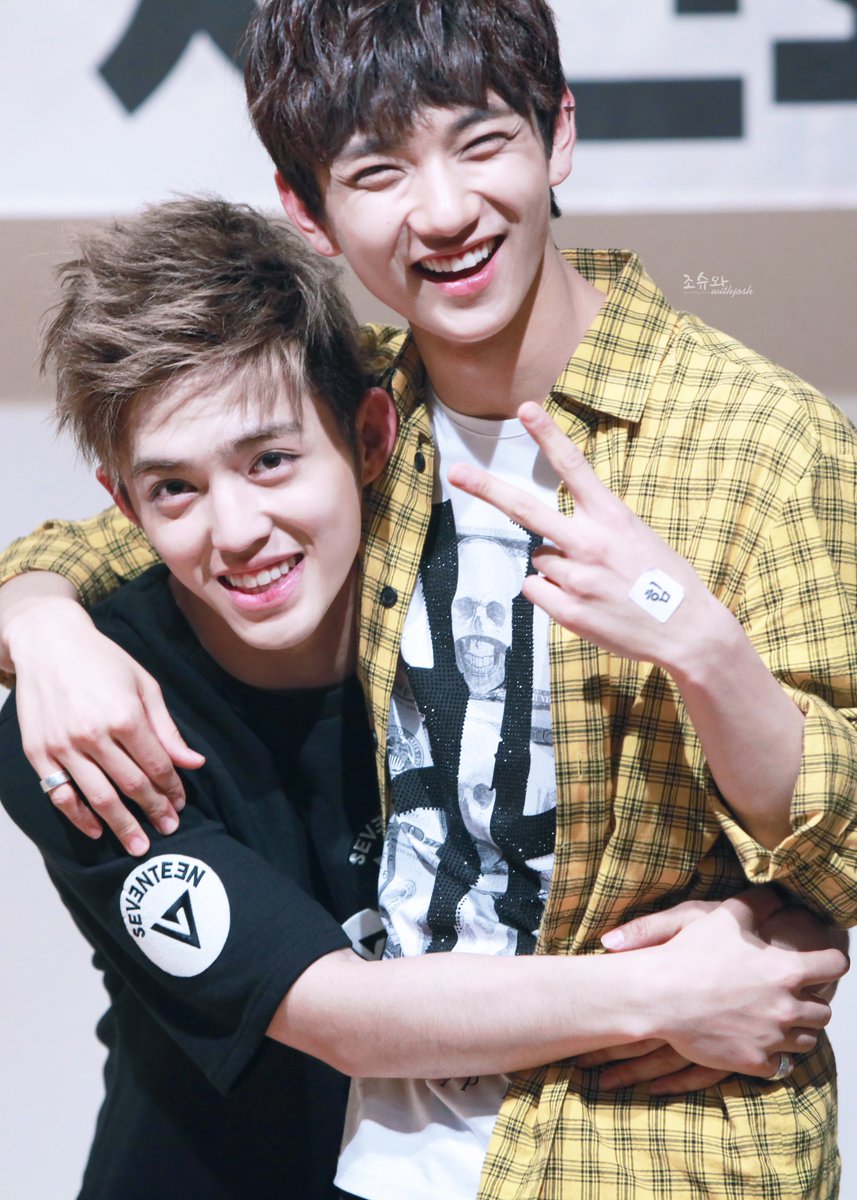 withjosh1230's tweet photo. 👬💙
@pledis_17 #에스쿱스따뚜_생일축하해 #HappyScoupsDay #세븐틴 #에스쿱스 https://t.co/z1IUi14LDR