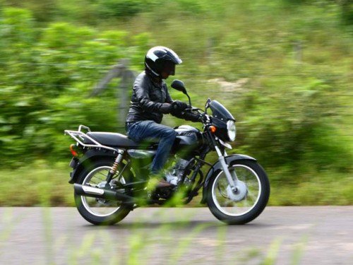BajajSlp's tweet photo. Económica y ligera, lo que necesitas para el tránsito en la ciudad... Boxer 150 BM :)!!!

#Bajaj https://t.co/CVD2wNuZRl