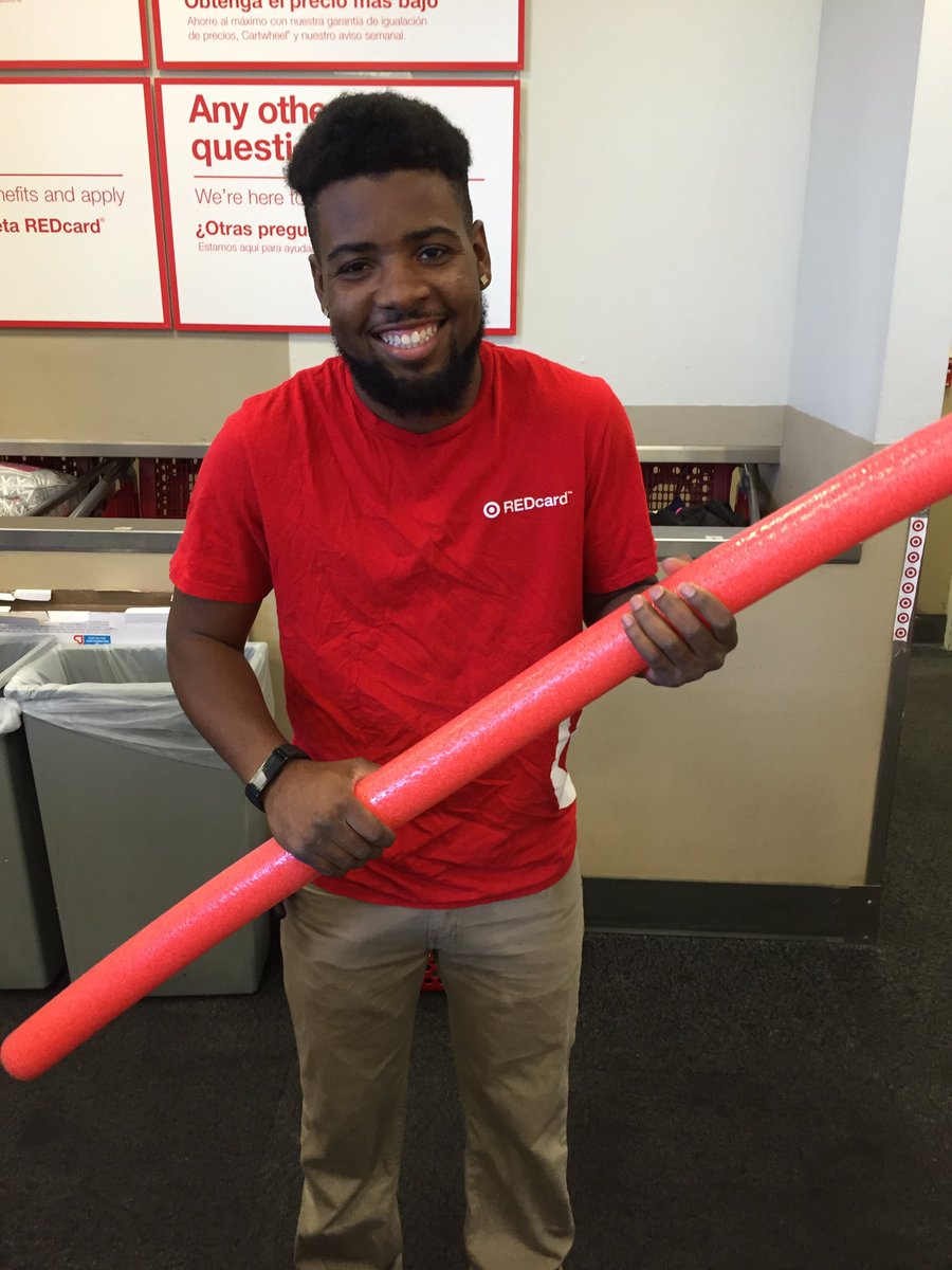 Relay noodle pass to service desk..woohoo! #goldeninspiration @AimeeZembruski <a href="/SonnentagTara/">Tara Sonnentag</a>