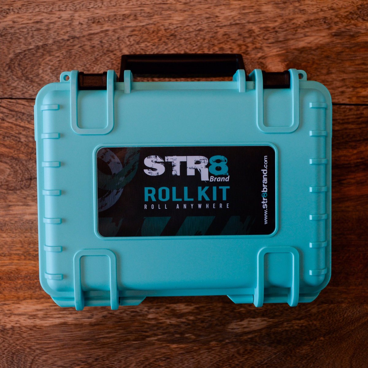 STR8Brand's tweet photo. #Str8Brand #rollkits have your back with EVERYTHING you need in one box! https://t.co/IXE9iyccAh