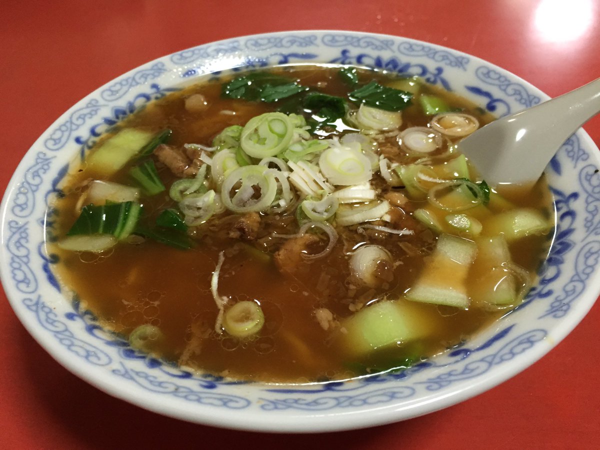岸田繁 久々に中華麺で90点台叩き出した 京都の元町らーめん 青森の田むら 和歌山の井出商店 代官山の龍坊に続いて 3日に1回食いたくなるやつ 高崎は来来の担々麺 辛い あっさり コク 旨い 辛い コク あっさり のループ