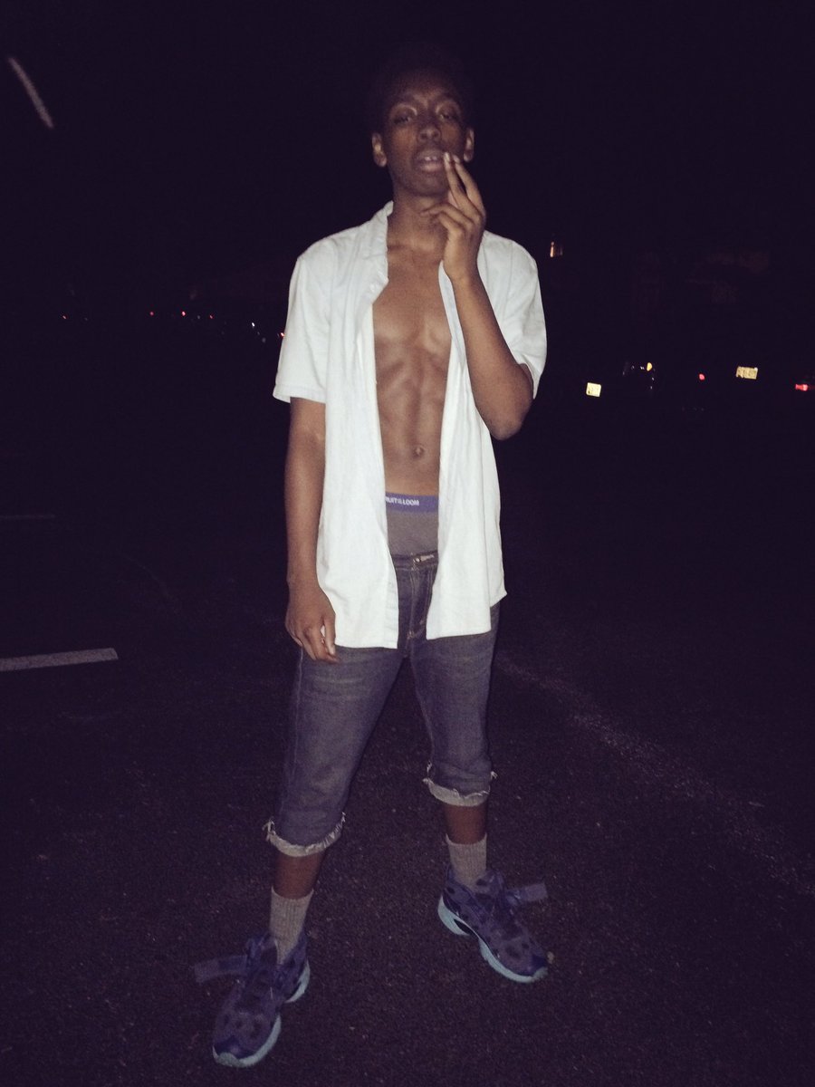 52Ratched_'s tweet photo. Lookin Like Money 🤑💦💙 https://t.co/noHv8DIQei