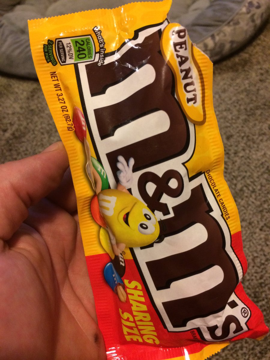 Whiskey_Dick_'s tweet photo. When you're 30+ you can eat whatever the fuck you want for breakfast https://t.co/iNf7lORzg2