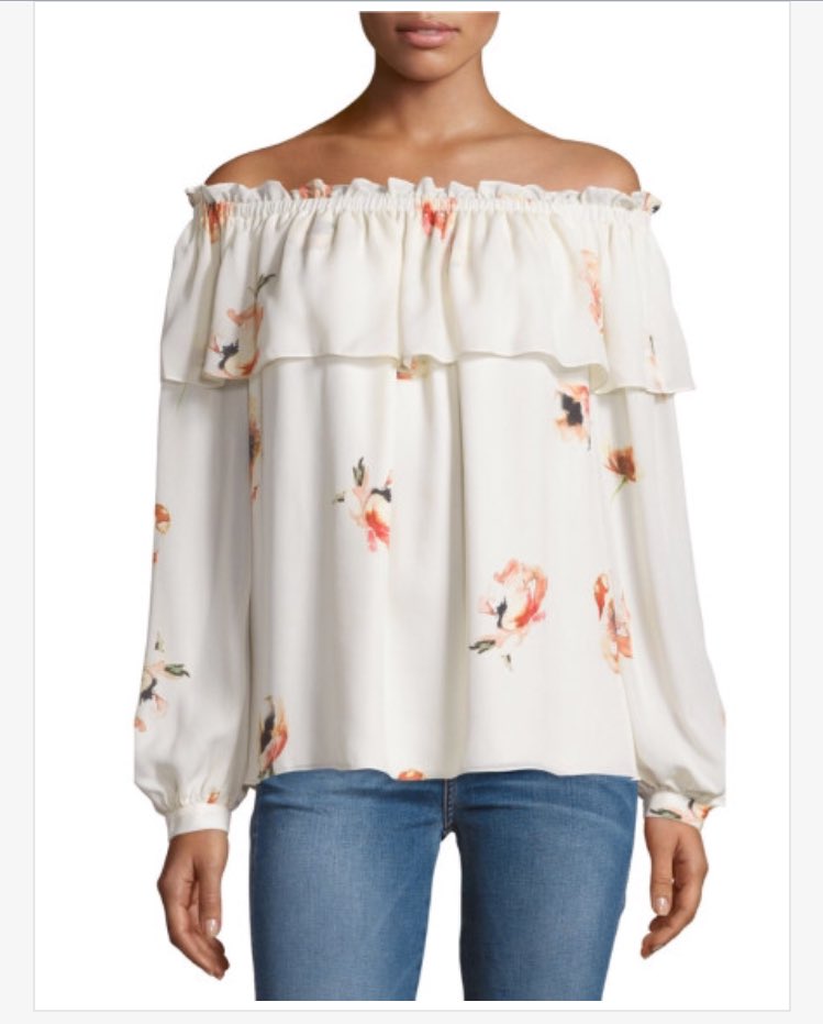 1bid1com's tweet photo. #style Ladies this adorable @HauteHippie Blouse is perfect for a night out! 😍 Get it now at https://t.co/gCI38SXdIt https://t.co/AhyKaF9jh2