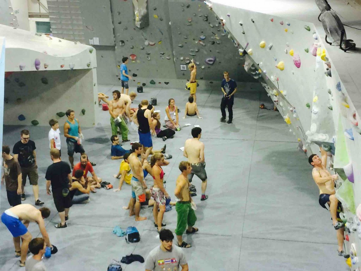 Something for everyone at Bloc Climbing in Bristol
365bristol.com/story/2016/08/…