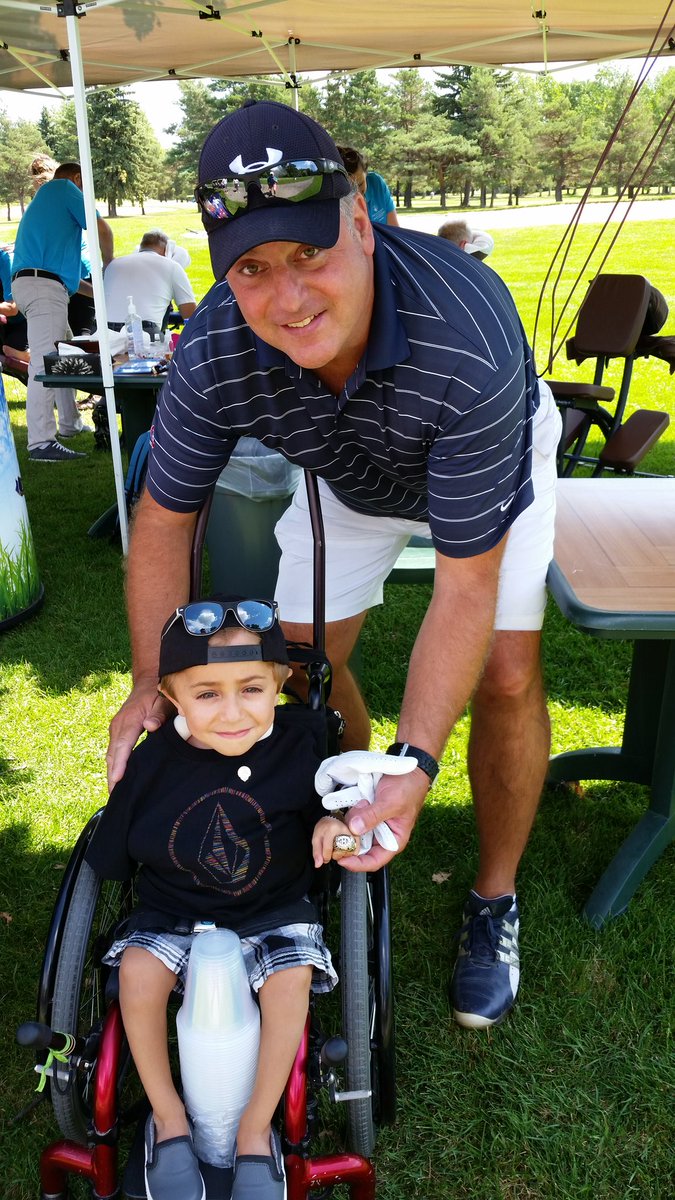 Andrew Carter On Twitter Kaleb From Shriners Hospital Tries On Sergio Momesso S 1986 Stanley Cup Ring Habs Cjad800
