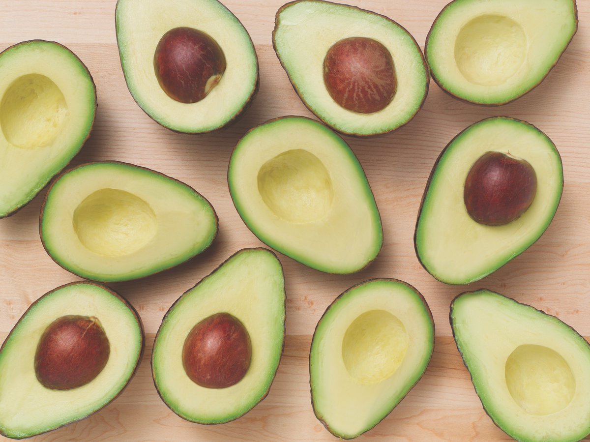 Avocado contains 150 mg. of potassium per ounce, making it perfect for an athlete's diet.#AvocadoFacts #LoveOneToday