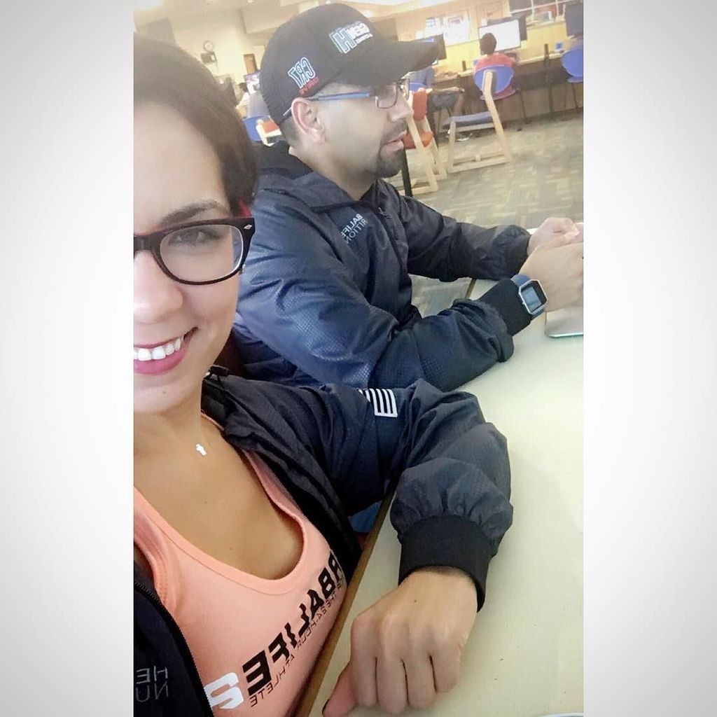 CoupleFit_'s tweet photo. Working Together 👫
#Juntitos
#AugustGoals #Day14 #90DaysPlan
•
#JoinUs https://t.co/WohjHaiHUT https://t.co/JkoqhGP186