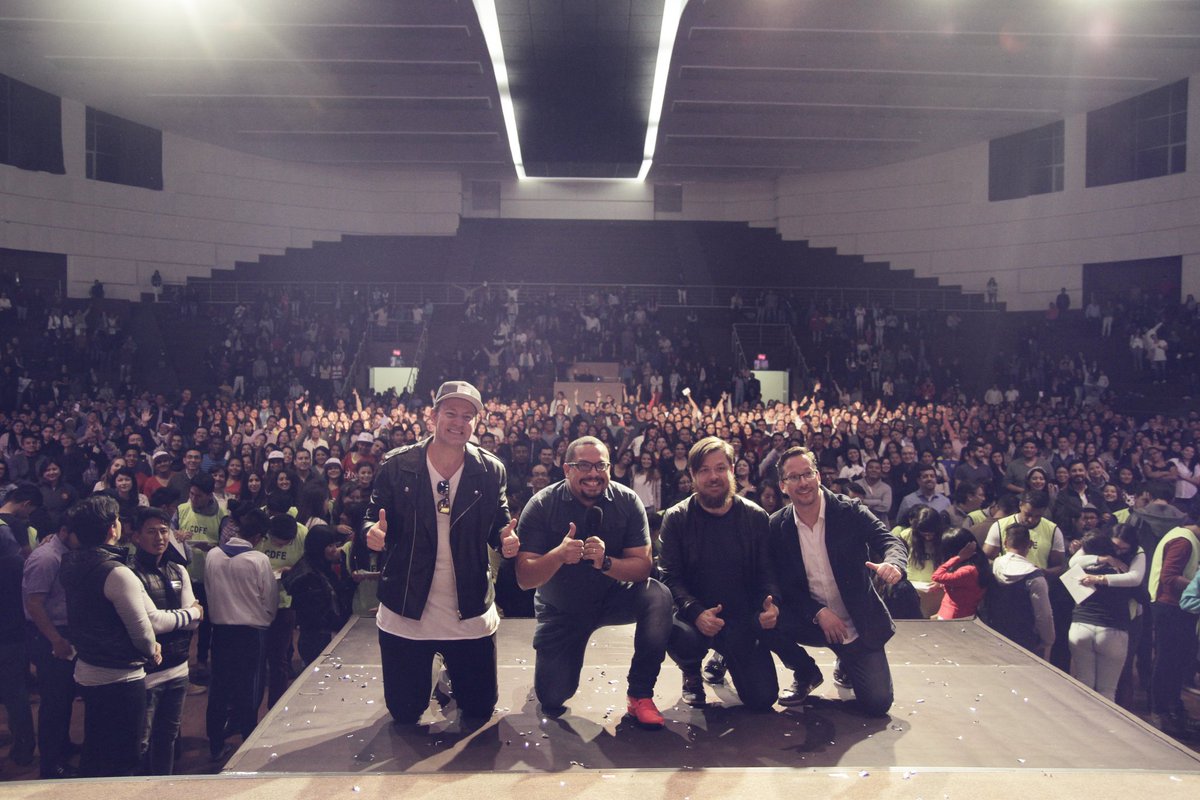 lightingcities's tweet image. Gracias Ecuador! Nos emociona ver lo que Dios hace en este país a través de una juventud apasionada por Dios.
