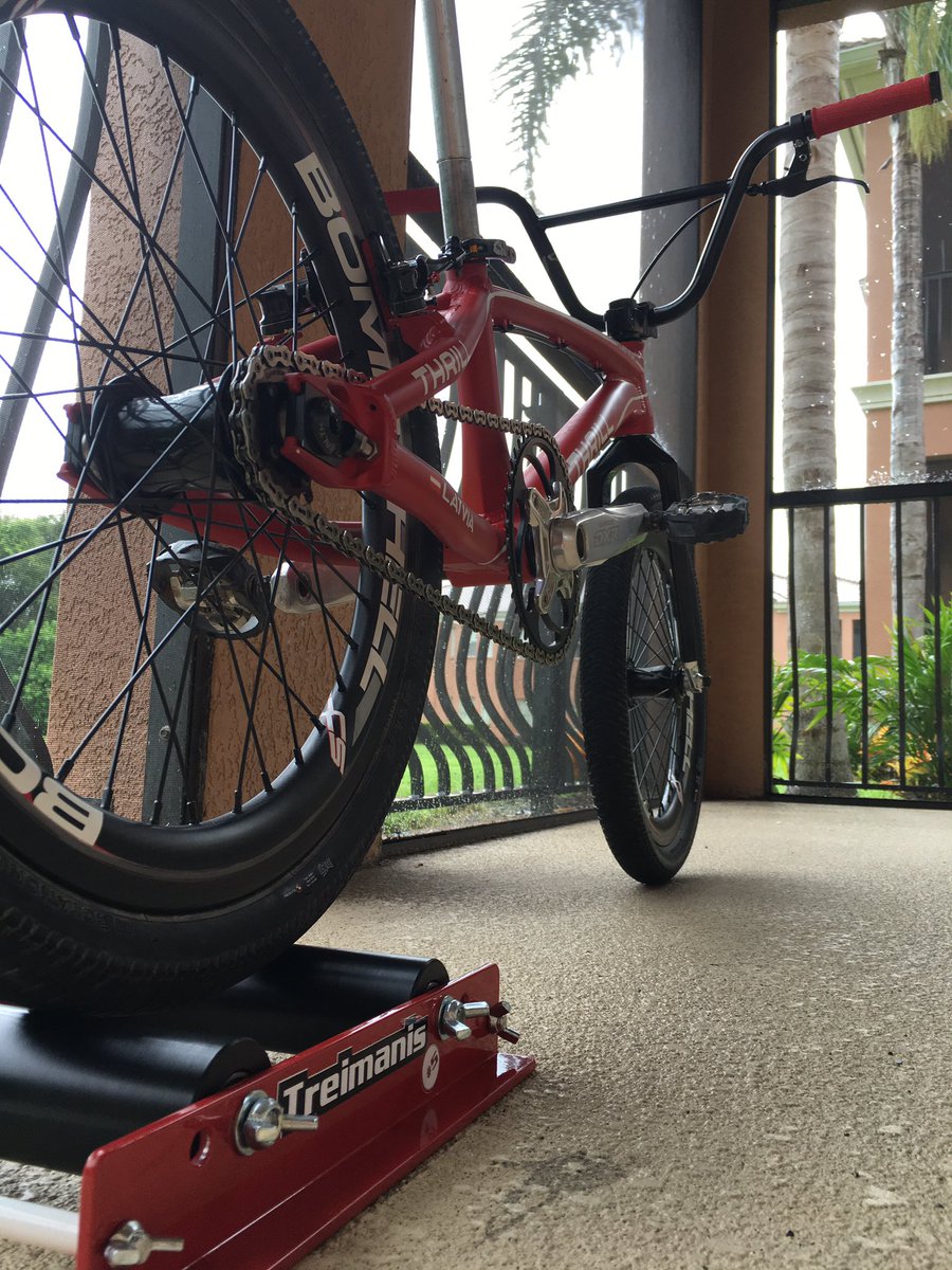 EdzusTreimanis's tweet photo. #thrillbmx #anwerbmx #tangent #stealthhubs #maxxistires #cbear #bombshellparts #rio2016 #vroller https://t.co/rd8Zc8BJJv