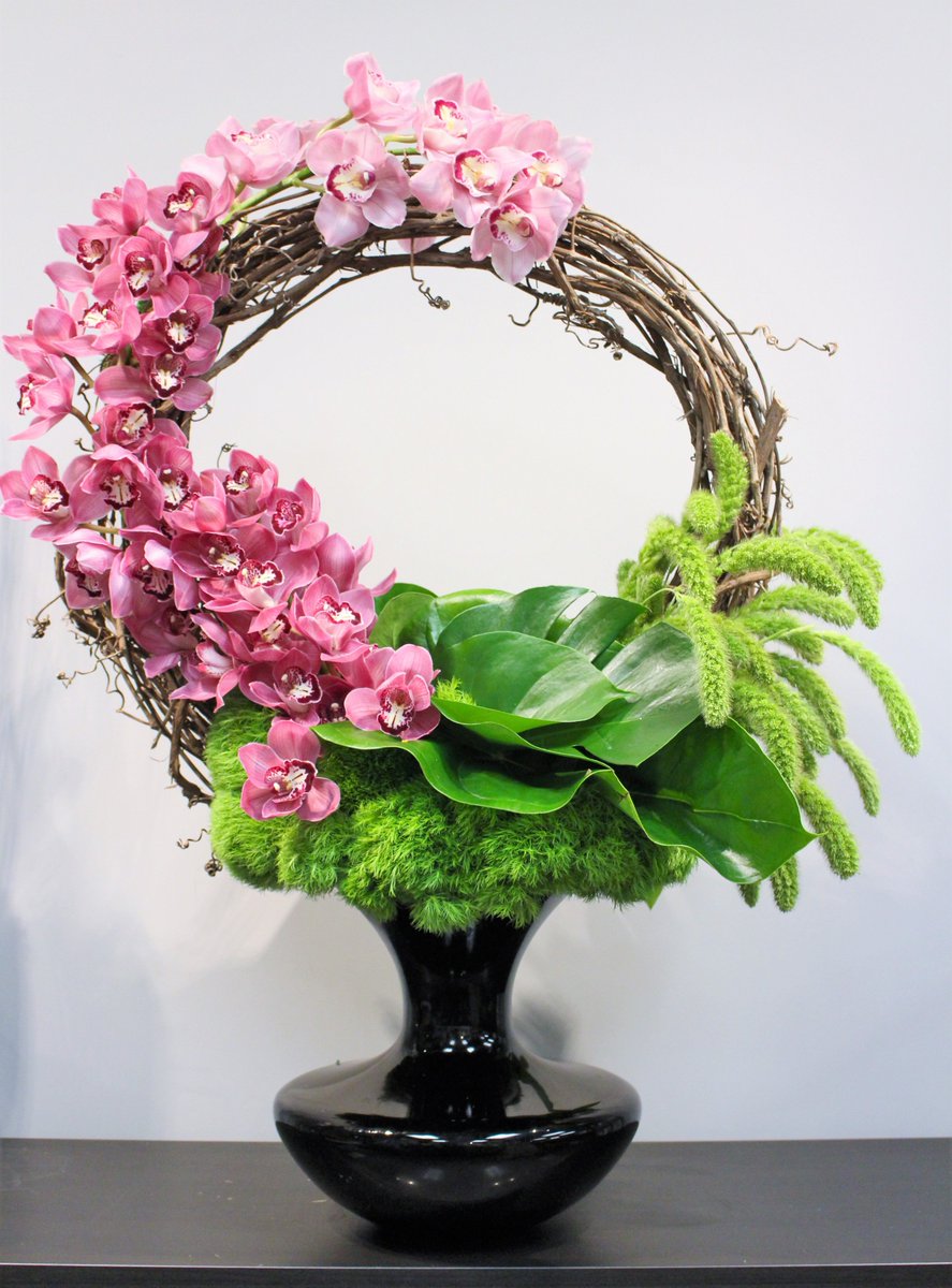 GRAND_ECLAIR's tweet photo. A few fun designs created by Grand Eclair this past week! #floraldesign #grandeclair #eventdesign #interiordecor https://t.co/qzzZ0rUlGo