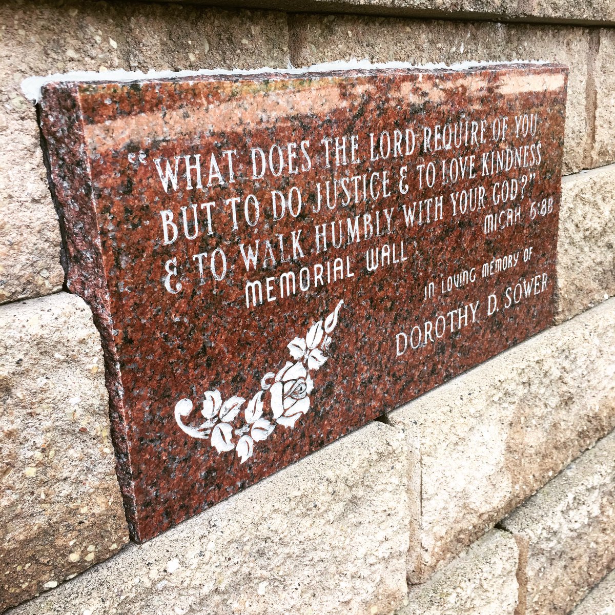 thebelovedmn's tweet photo. #WeValueJustice #OnOurChurchBuilding https://t.co/7JXoP65NPN
