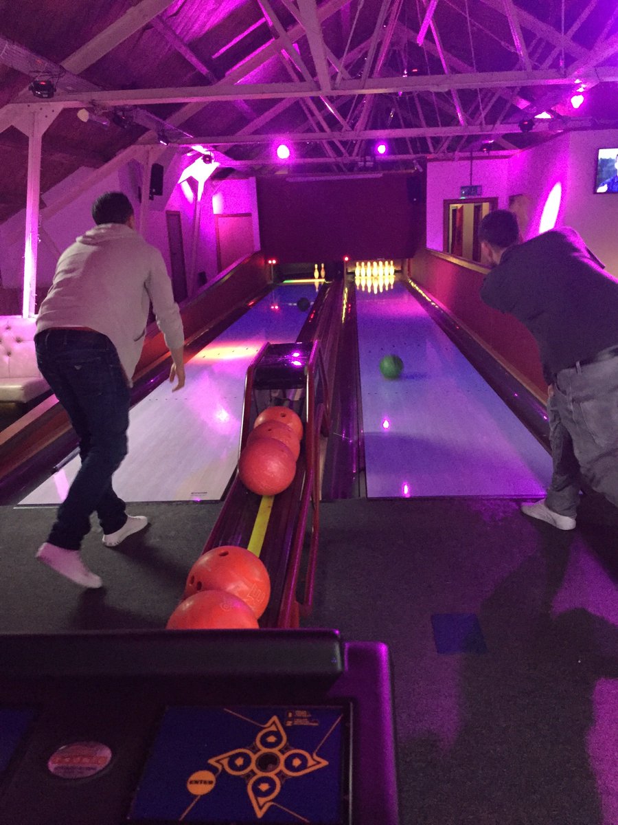 Its #InternationalBowlingDay! Flashback to our June bowling event <a href="/BearsBowling/">Bear's Boutique Bar</a> with <a href="/CallScripter/">CallScripter</a> and <a href="/Ansaback/">Ansaback</a>!