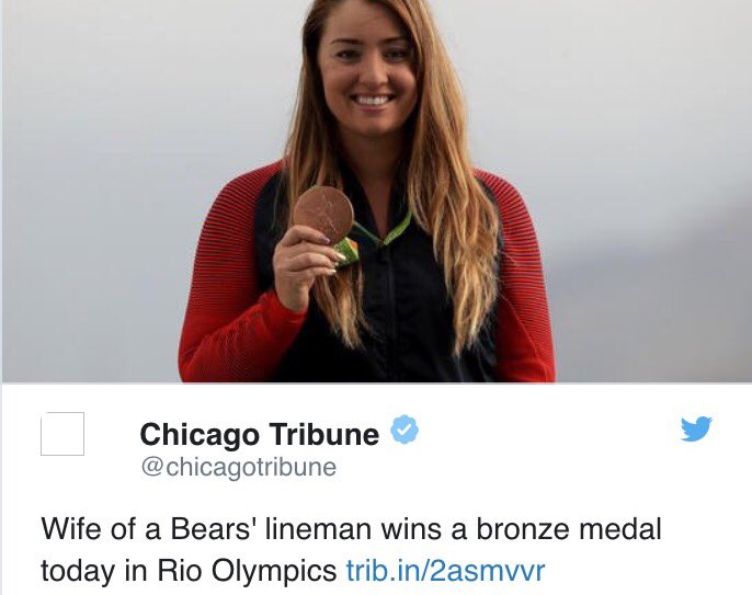 cindypinkceo's tweet photo. Dear @chicagotribune HER name is @CoreyCogdell - she's a 3x Olympian & 2x BRONZE MEDALIST #ChangeTheCaption https://t.co/jZcsN8uXug