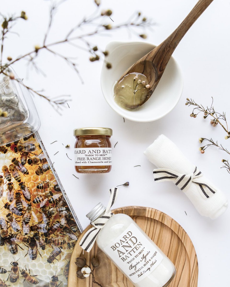 boardandbatten's tweet photo. #Honey, the simple solution for glowing skin! #greenbeauty #farmtoskin https://t.co/ibuLmMlKo0 https://t.co/0KqUldVMs3
