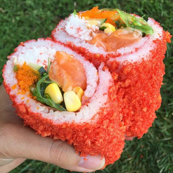 Sushi burritos wrapped in Hot Cheetos are here, ‘cause why not? bzfd.it/2b1u7Vp
