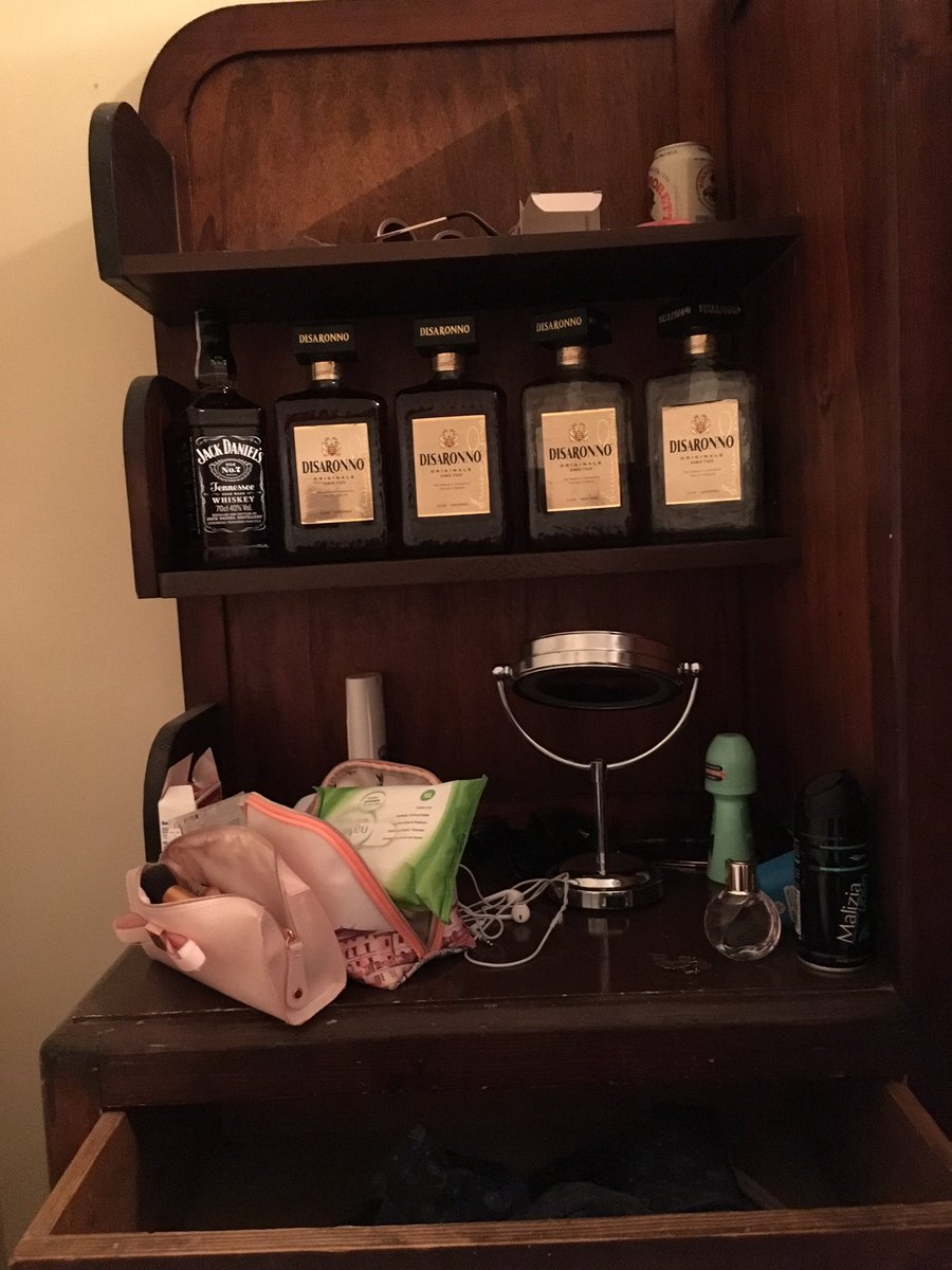 J_SSICARABBIT's tweet photo. Any clues on my favourite drink? #helloitalia https://t.co/zMD5IX8xF7