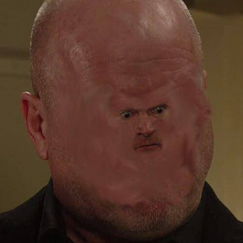 johnnystorm's tweet photo. #EastEnders is bearable when #grantisback reminding you of Ross Kemp Folds. https://t.co/WlcwjWa19p