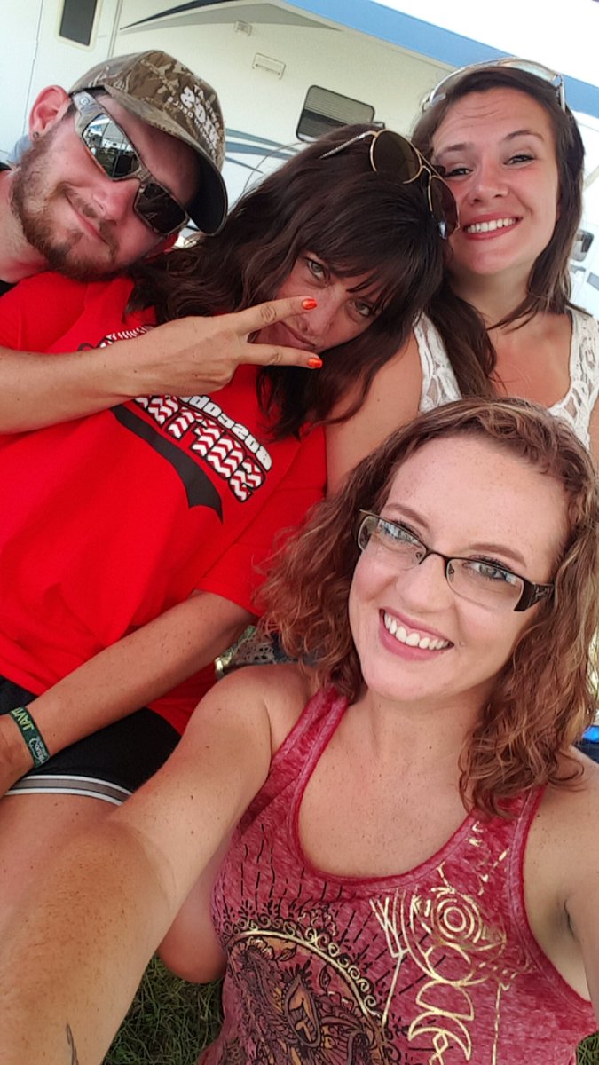 tiffanyrose1821's tweet photo. #cotr2016 https://t.co/20zMTr7l8F