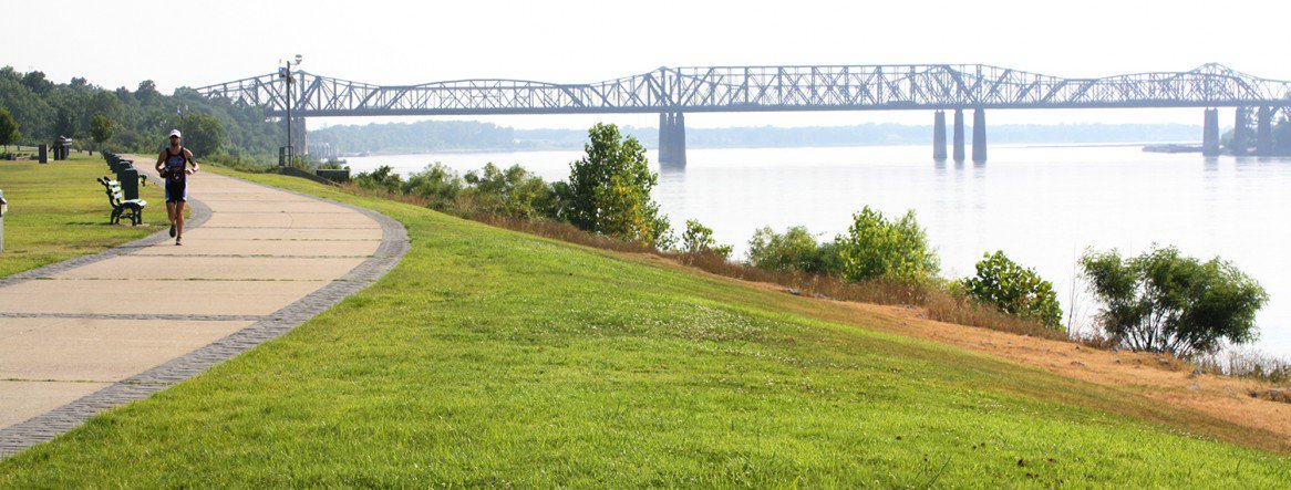 MemRiverParks's tweet photo. #GehlStudio visited the #MemphisRiverfront to help improve trail connectivity https://t.co/iGMsj1Y4WI  @memphisnews https://t.co/MafGBTrXJE