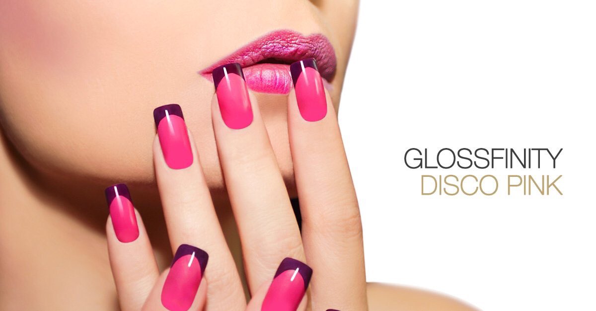 Maxfactoruy's tweet photo. En este #ManiMonday las protagonistas son ellas 💅🏼 #glossfinity https://t.co/lzTqzl8tvn