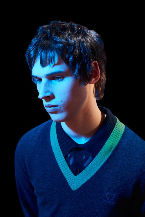 Raf Simons x <a href="/fredperry/">Fred Perry</a> Fall Winter 2016 Lookbook #SWIPELIFE #menstyle bit.ly/2aFhf33